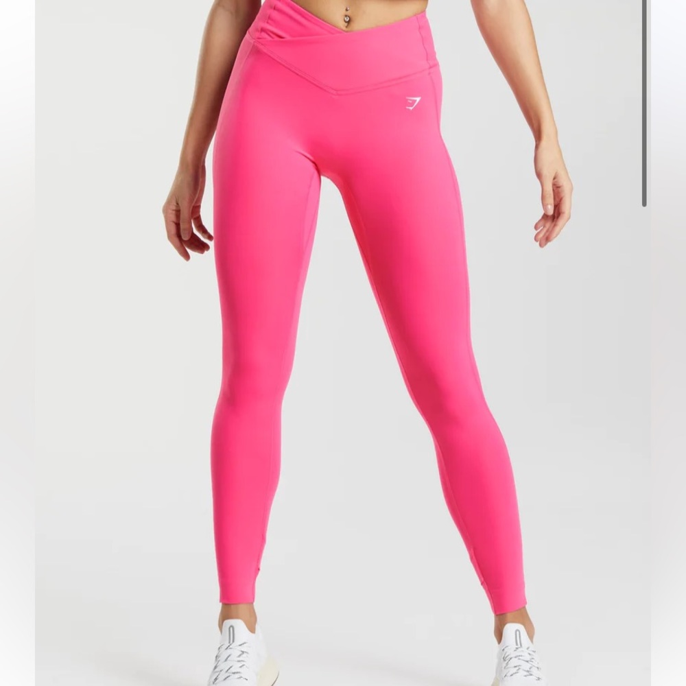 Size large Gymshark leggings. Pink 🩷